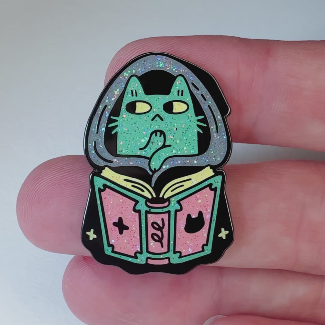 Meowgician (Glitter Chase) Hard Enamel Pin